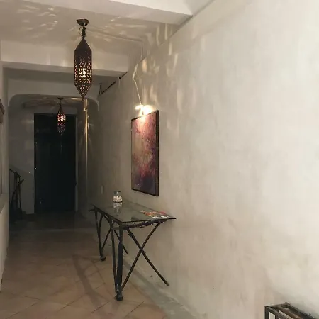 Le 52 Apartment